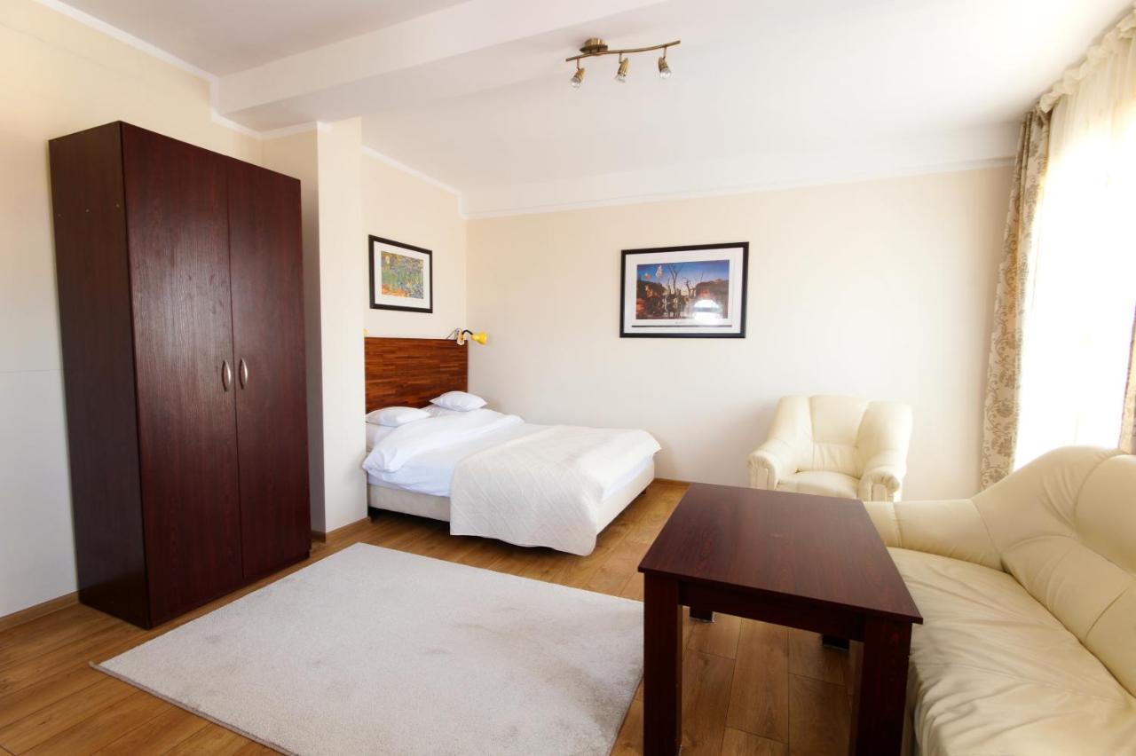Koral Hotel Chłapowo Eksteriør billede